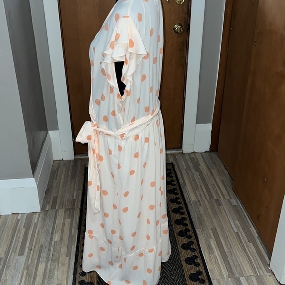 LC Lauren Conrad polka dot faux wrap midi dress - Picture 5 of 6